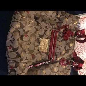 Authentic Coach Pop Signature Tote Purse Like New